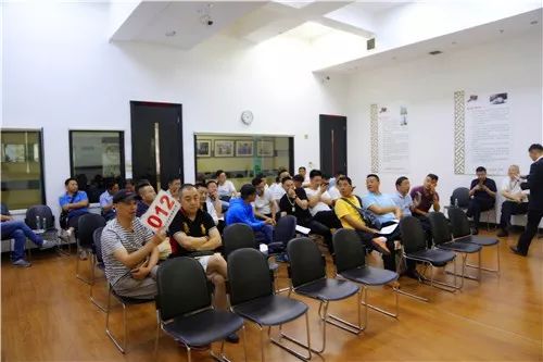 上海产权拍卖有限公司首批国企车改拍卖车辆全部溢价成交