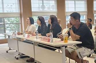 慈善槌声再响 助学暖流续航